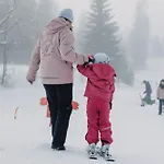 Hotel Neubergerhof 4*