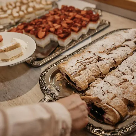 Neubergerhof فندق فيلزموس