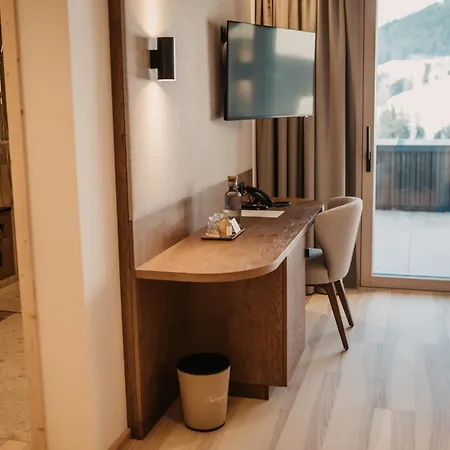 Neubergerhof 4* فيلزموس