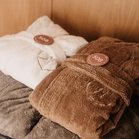 Neubergerhof 4*