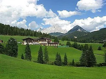 Neubergerhof 4*