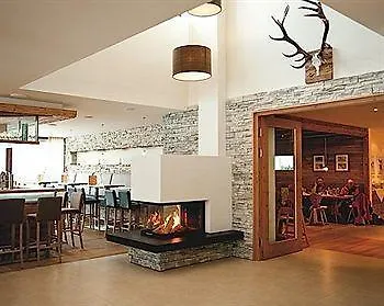 Hotel Neubergerhof 4*